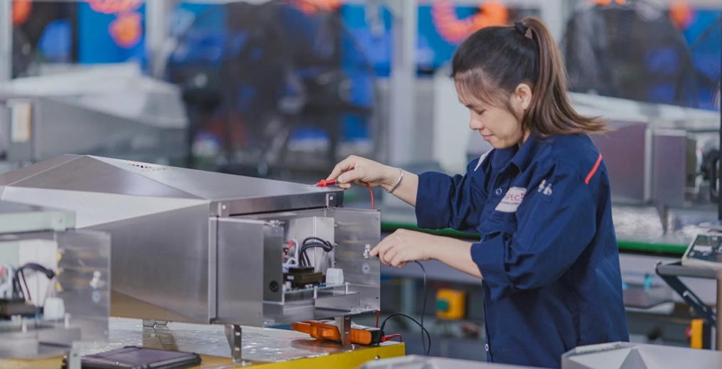 "custom electronics manufacturing"